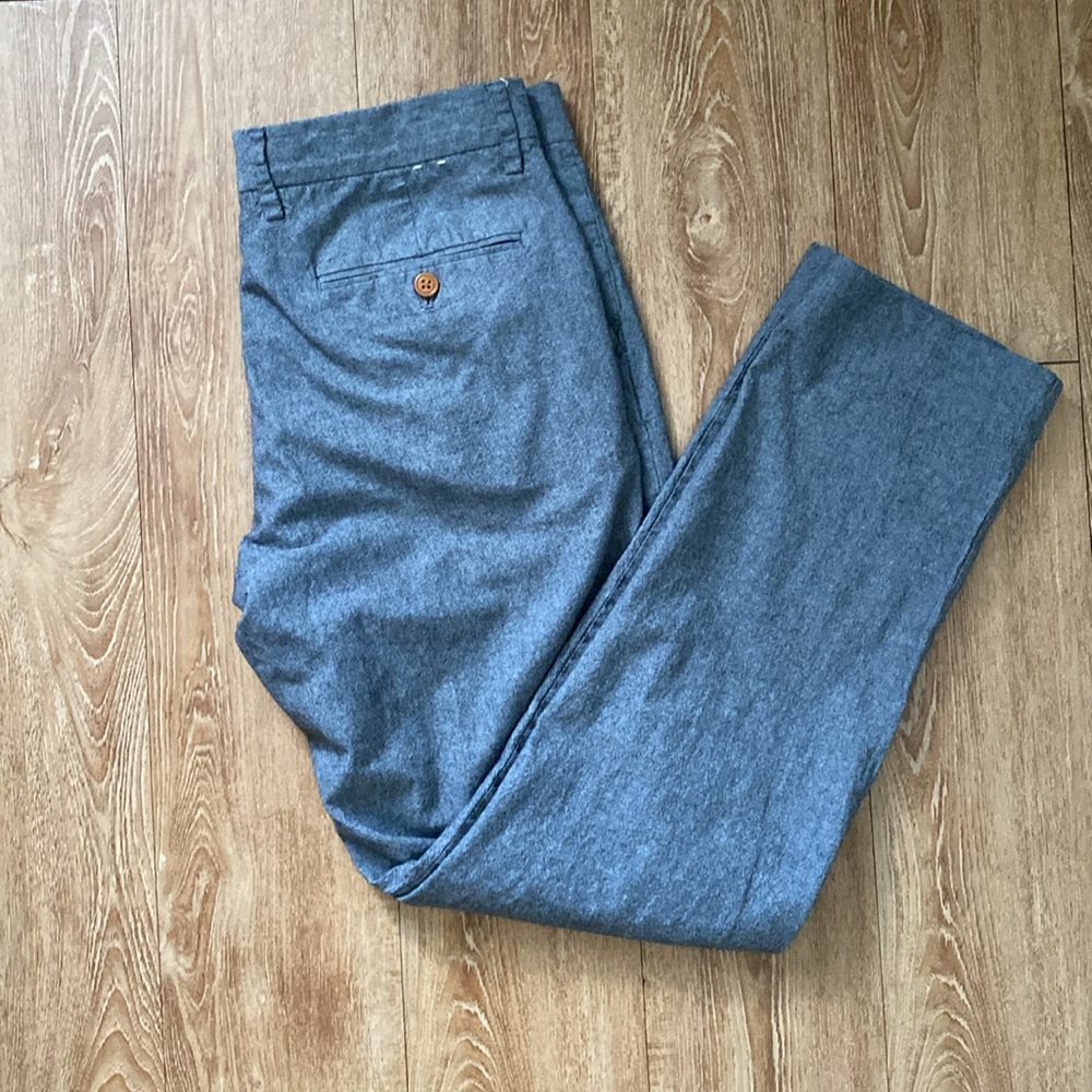 J Crew Bedford casual dress pants 100% cotton. Size 32x34